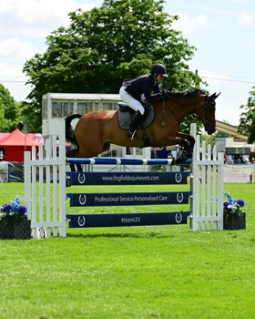 Gemma Stevens wins the British Horse Feeds Speedi-Beet Horse of the Year Show Grade C Qualifier at South of England
